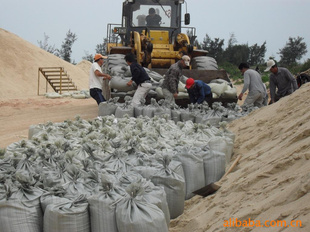 大量供应最低价石英砂、天然石英砂、卵石等水处理滤料