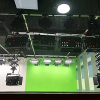 校园虚拟导播直播教室整体搭建 舞台灯光整体设计效果